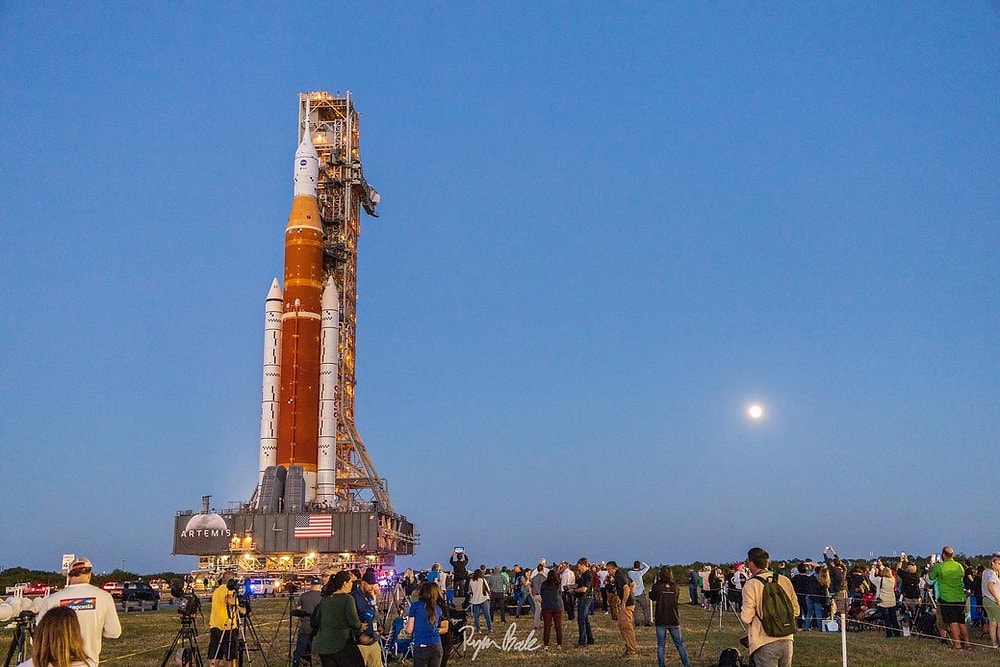 NASA's mega Moon rocket rolls out for WDR