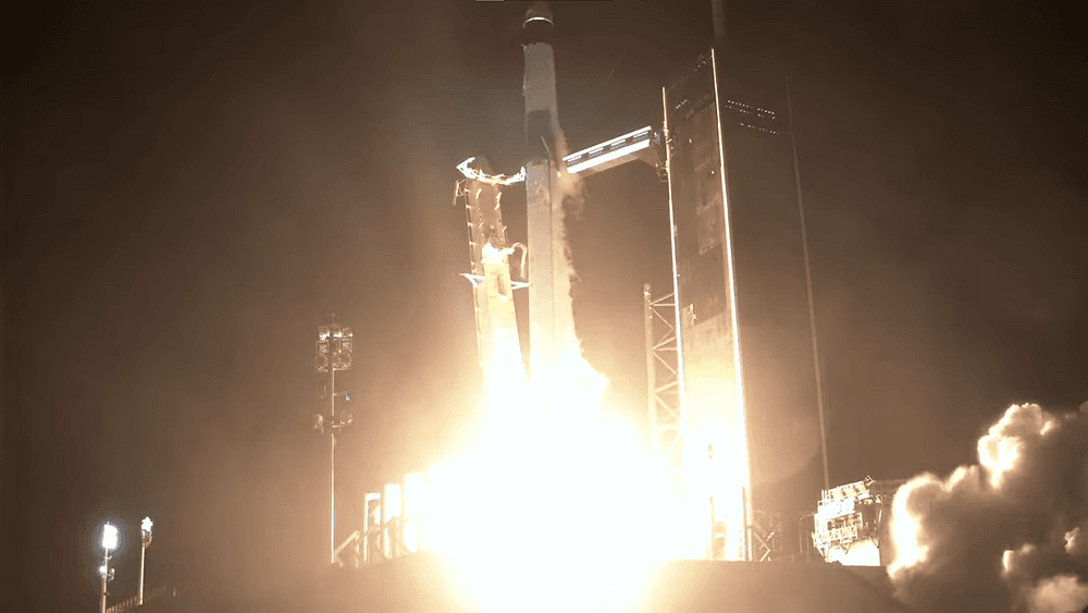 SpaceX successfully launches 4 Astronauts toward the ISS