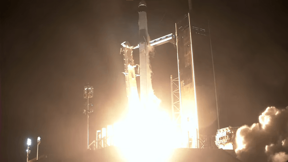 SpaceX successfully launches 4 Astronauts toward the ISS