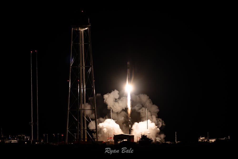 Electron Delivers STP-S30 to Orbit in Flawless Nighttime Launch