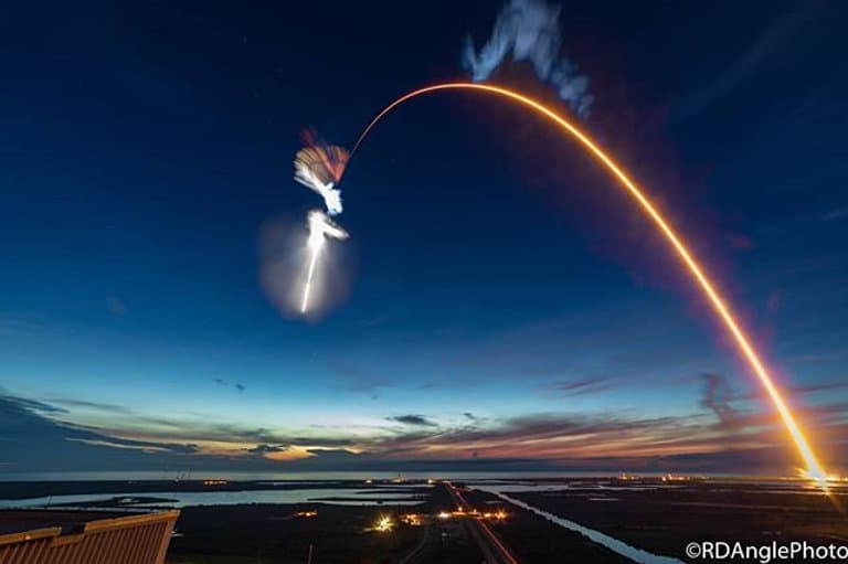 SpaceX launches their last Block 4 rocket, sending Dragon to the ISS