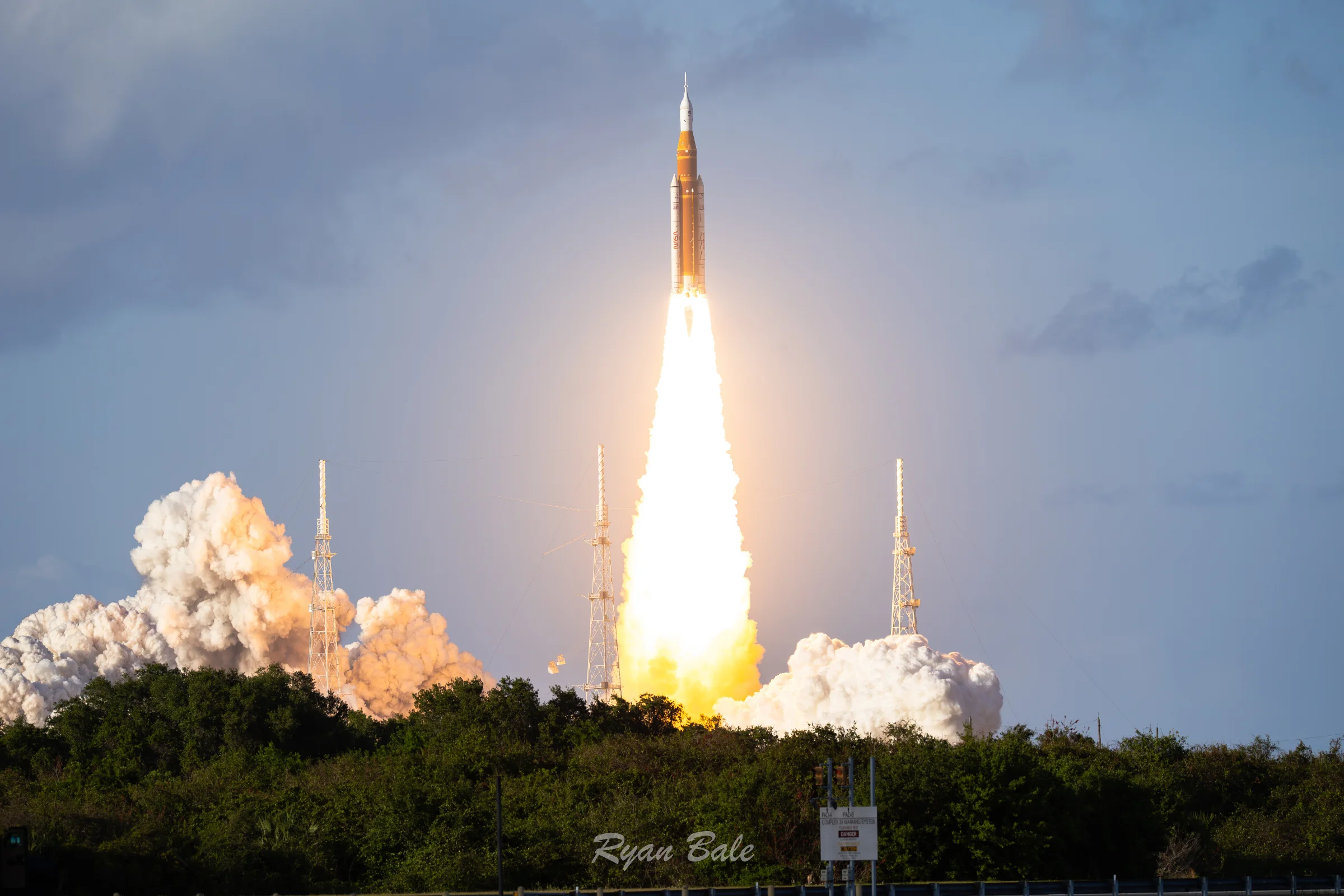 SLS on the pad at LC-39B before launch